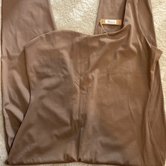 Skims Catsuit size 3X umber - Picture 4 of 7